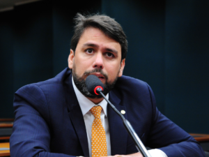 Pedro Lucas decide recusar convite para assumir Ministério das Comunicações