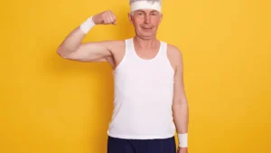 Com o avançar da idade, é natural que o corpo comece a perder massa magra. • Freepik