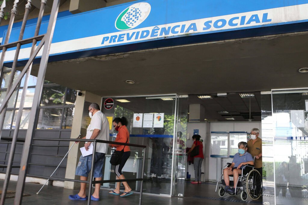INSS: Quem são os investigados e por que foram alvos de nova operação da PF