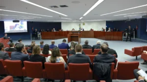 A Primeira Turma do STF (Supremo Tribunal Federal), composta pelos ministros Alexandre de Moraes, Cármen Lúcia, Cristiano Zanin (presidente), Flávio Dino e Luiz Fux • Rosinei Coutinho/STF