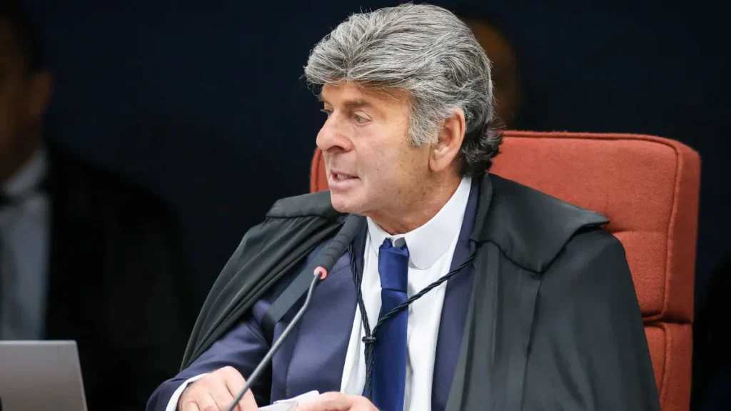 Ministros avaliam que Fux expôs colegas a ataques e sanções