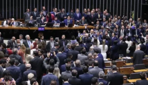 Câmara Federal aprova urgência para projeto de anistia