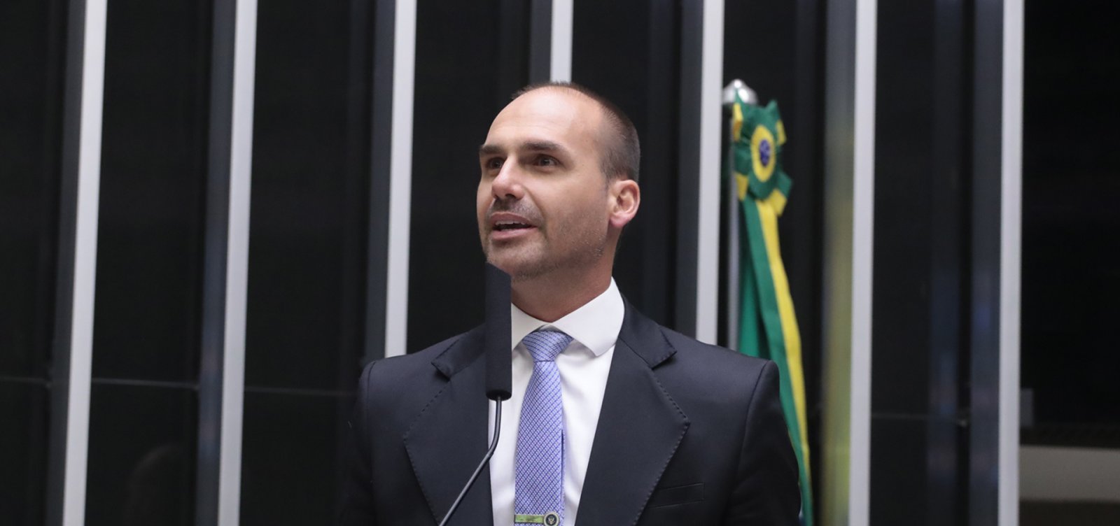 Relator vota pelo arquivamento do processo de cassação de Eduardo Bolsonaro