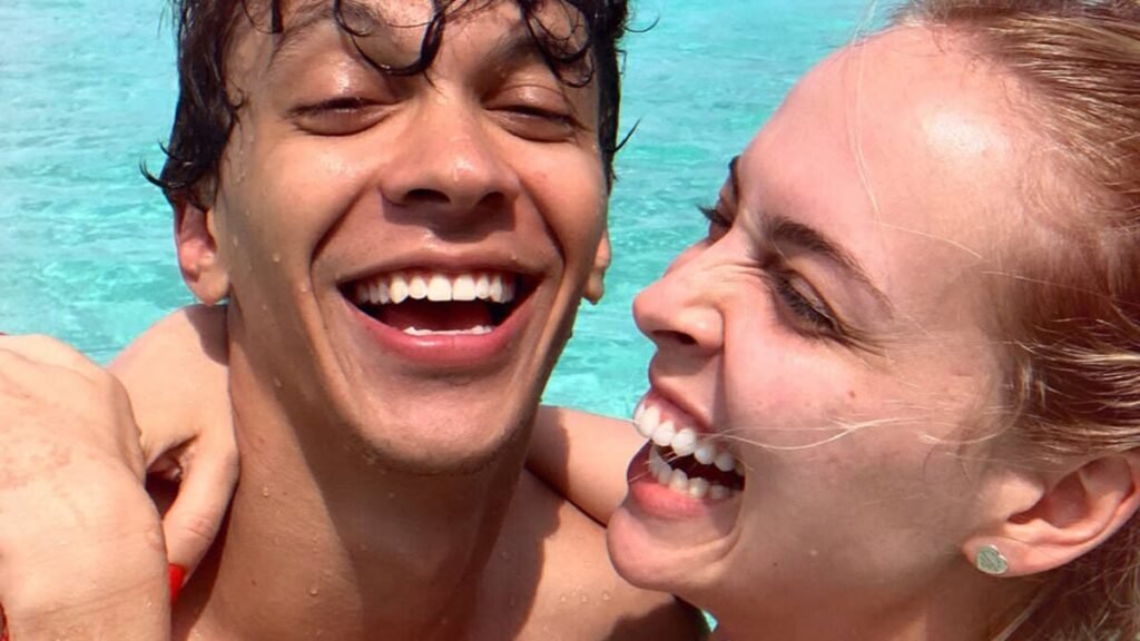 Júlio Cocielo e Tata Estaniecki (Foto: Reprodução/Instagram)