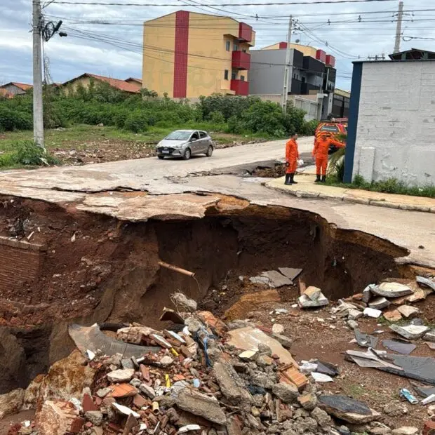 Chuvas provocaram estragos na infraestrutura pública | Foto: Divulgação / Prefeitura de Águas Lindas