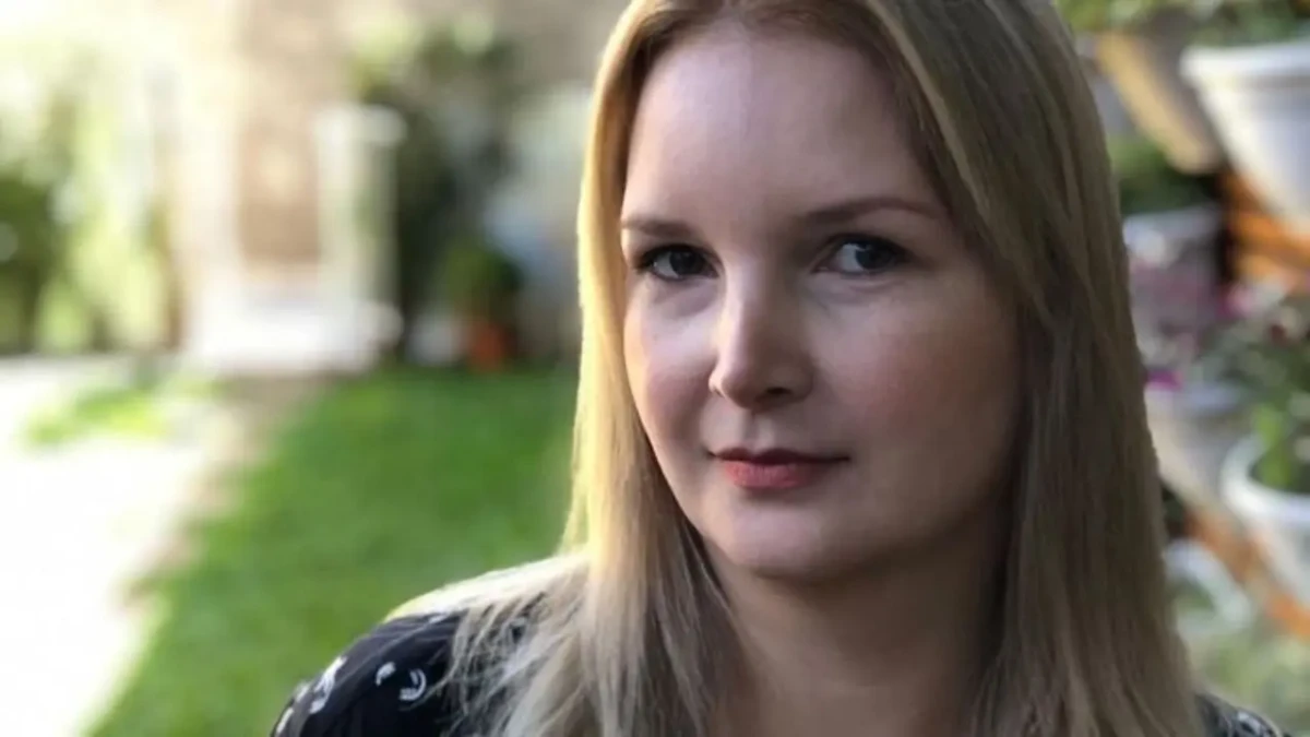 Jovem tira foto e tieta Elize Matsunaga em SP: “Diva! Sou muito fã”; veja