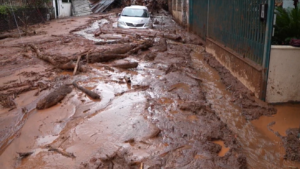 Imagens aéreas mostram a situação em Juiz de Fora após chuvas que atingiram a cidade • CNN