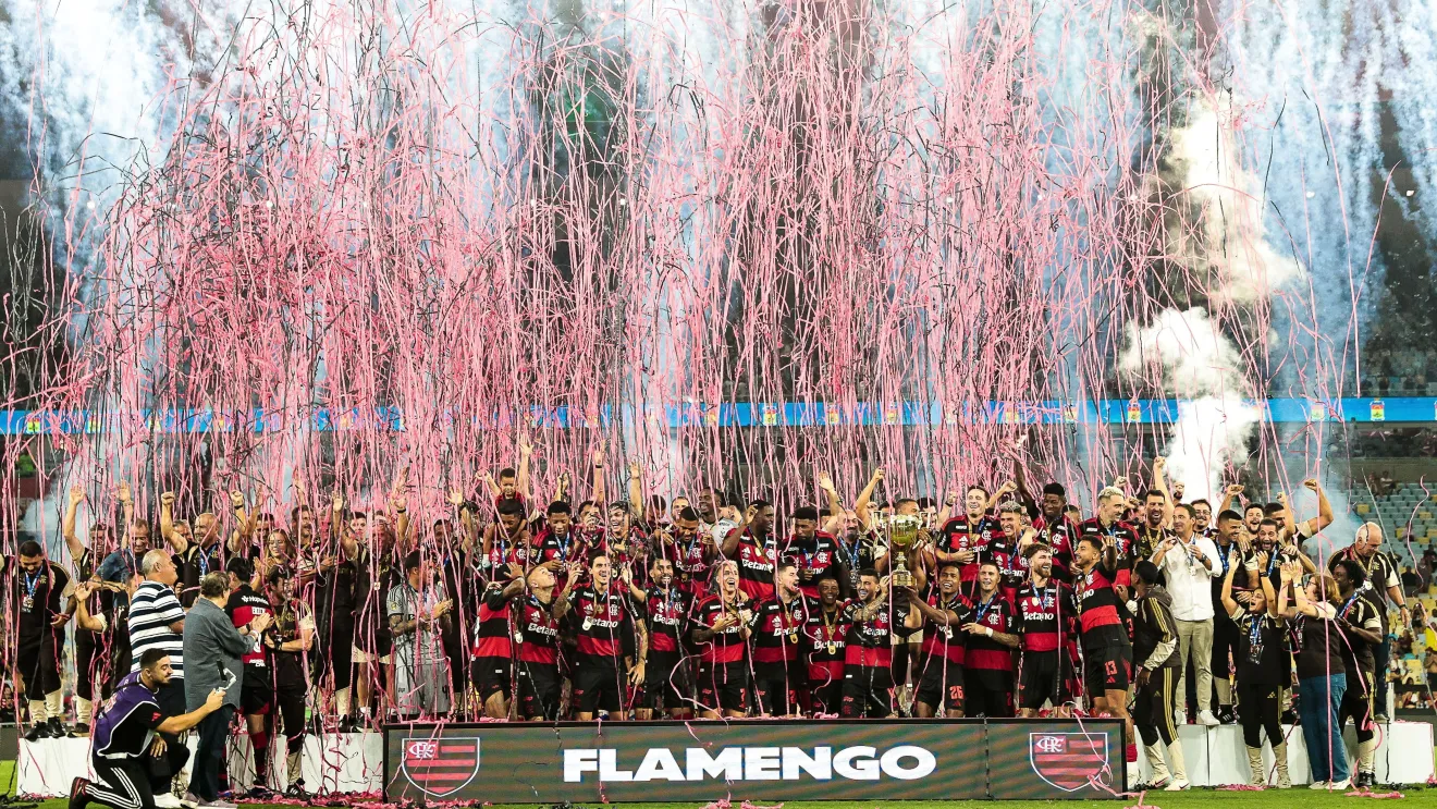 Rossi brilha, Flamengo vence o Fluminense nos pênaltis e é campeão Carioca • FOTOS GILVAN DE SOUZA/FLAMENGO