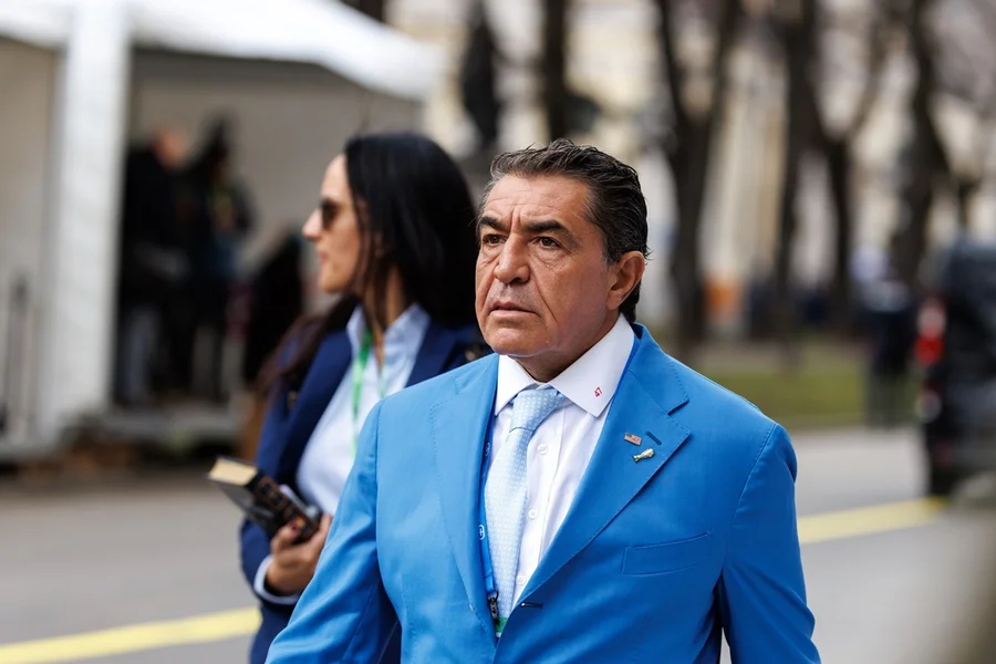 “Putas e de raça maldita”, diz aliado de Trump sobre brasileiras