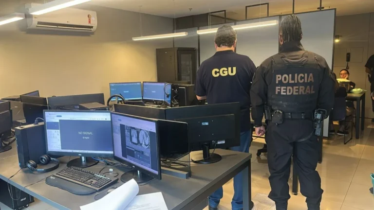 Médico investigado é suspeito de liderar direcionamento de editais para beneficiar as próprias empresas (Divulgação: PF)