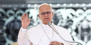 Papa Leão XIV durante audiência no Vaticano • REUTERS/Guglielmo Mangiapane